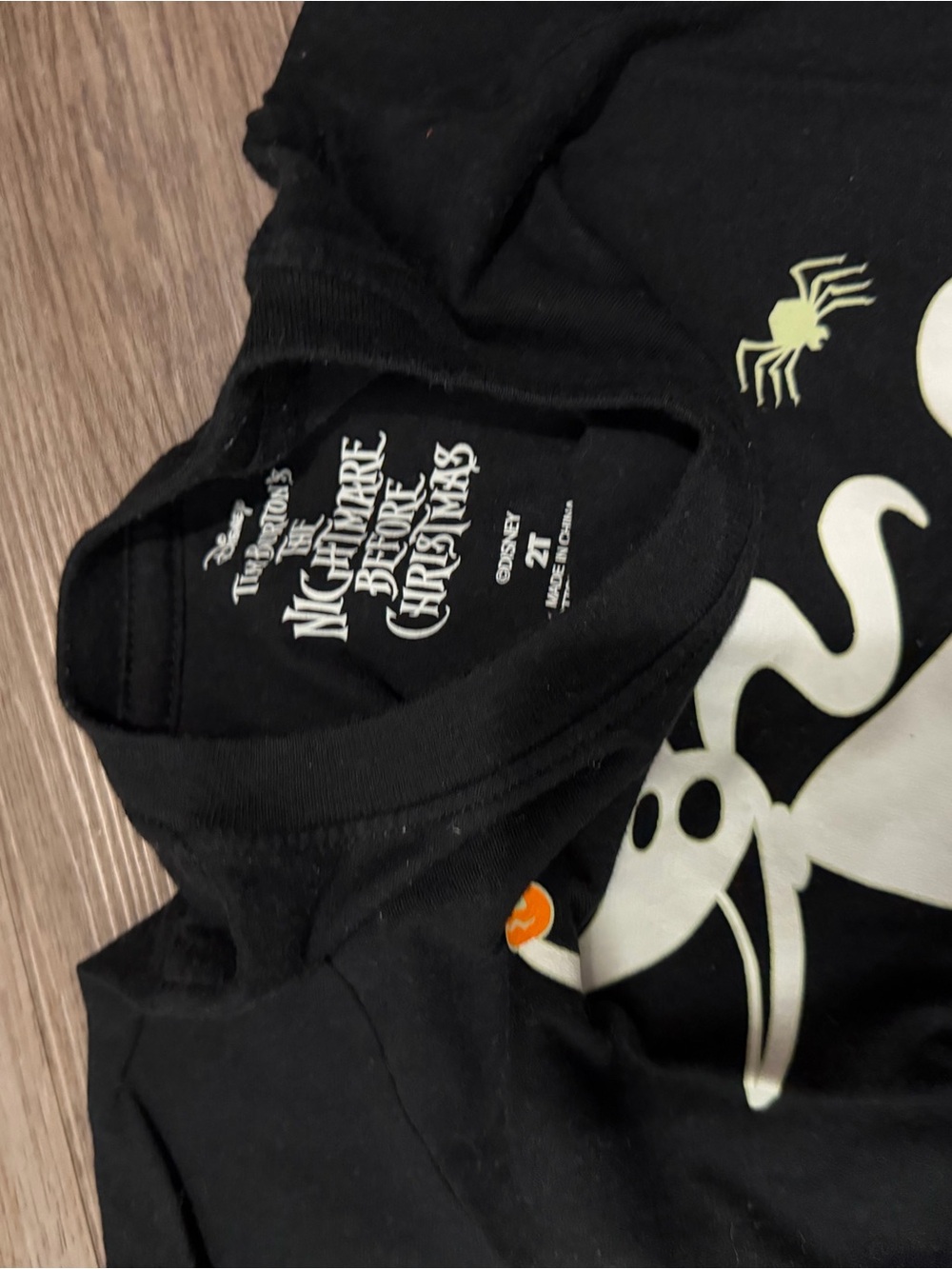 Black 'Too Cute to Spook' Ghost Graphic Tee- 2T- nightmare before Christmas - Picture 2 of 2